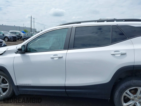 2022 GMC Terrain SLE with VIN 3GKALTEV7NL114058, listed as a IAAI auction lot 42319216 with 15,695 mi miles and . Bid and sale history available at DreamBid. Image 13.