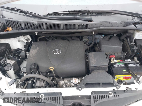 2020 Toyota Sienna LE Auto Access Seat with VIN 5TDKZ3DC5LS068784, listed as a IAAI auction lot 41207987 with 94,118 mi miles. Bid and sale history available at carsss.com. Image 10.