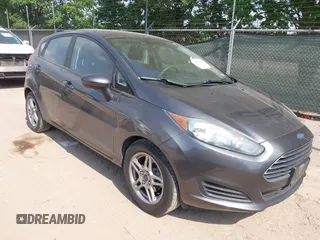 2018 Ford Fiesta SE z VIN 3FADP4EJ9JM106912, wystawiony jako IAAI lot #41962633 z przebiegiem 133 079 mil mil oraz . Historia ofert i sprzedaży dostępna na DreamBid. Obrazek 1.