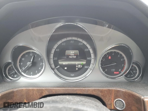 2013 Mercedes-Benz E 550 Sport z VIN WDDHF9BB1DA720269, wystawiony jako Copart lot #43084865 z przebiegiem 162 722 mil mil oraz Szkoda całkowita • Salvage title. Historia ofert i sprzedaży dostępna na DreamBid. Obrazek 9.