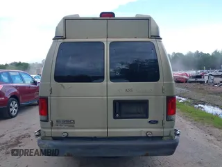 2006 Ford Econoline Passenger XL с VIN 1FBSS31L86HA07841, выставлен на аукционе IAAI как лот 42398151 с пробегом Не указан миль и . История ставок и продаж доступна на DreamBid. Изображение 15.
