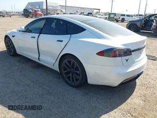 2022 Tesla Model S z VIN 5YJSA1E59NF470813, wystawiony jako IAAI lot #41935297 z przebiegiem Nie podano mil oraz . Historia ofert i sprzedaży dostępna na DreamBid. Obrazek 3.