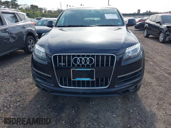 2015 Audi Q7 Premium Plus z VIN WA1LGAFE3FD021986, wystawiony jako IAAI lot #42129938 z przebiegiem 58 501 mil mil oraz . Historia ofert i sprzedaży dostępna na DreamBid. Obrazek 12.