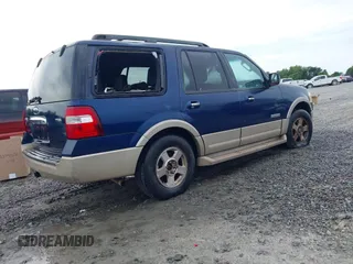2007 Ford Expedition Eddie Bauer с VIN 1FMFU18537LA73159, выставлен на аукционе IAAI как лот 42374158 с пробегом 228 761 миль миль и . История ставок и продаж доступна на DreamBid. Изображение 4.