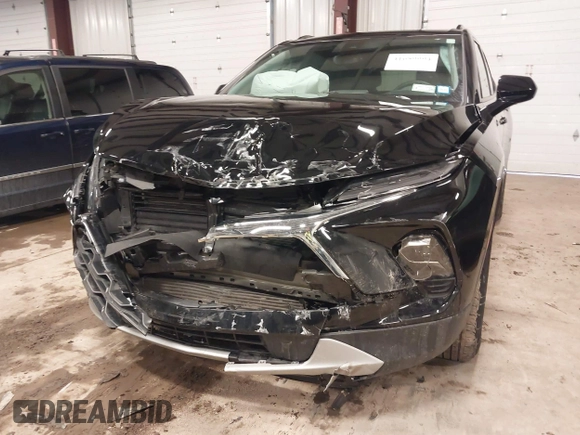 2023 Chevrolet Blazer LT with VIN 3GNKBHR4XPS219288, listed as a IAAI auction lot 41659994 with 13,198 mi miles and . Bid and sale history available at DreamBid. Image 6.