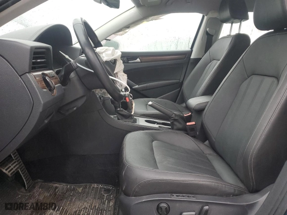 2020 Volkswagen Passat 2.0T SEL with VIN 1VWCA7A31LC021306, listed as a Copart auction lot 44201725 with 34,006 mi miles and Salvage Title. Bid and sale history available at carsss.com. Image 7.