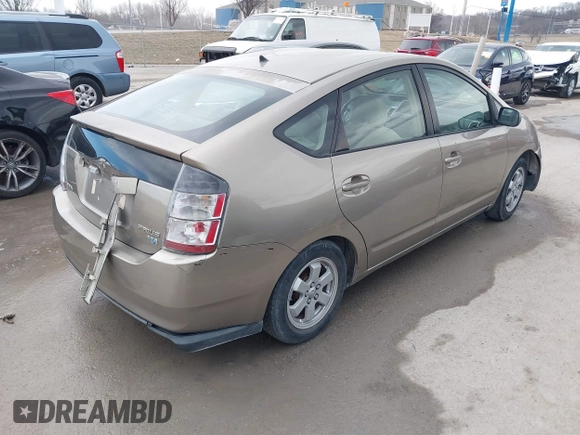 2004 Toyota Prius with VIN JTDKB22UX40033849, listed as a IAAI auction lot 41670061 with 299,999 mi miles and . Bid and sale history available at DreamBid. Image 4.