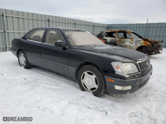 1998 Lexus LS 400 Luxury Sdn with VIN JT8BH28FXW0115900, listed as a Copart auction lot 83148124 with 224,776 mi miles and Salvage Title. Bid and sale history available at carsss.com. Image 4.