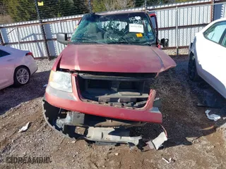 2003 Ford Expedition Special Service with VIN 1FMRU15WX3LA27770, listed as a IAAI auction lot 41213398 with 1 mi miles. Bid and sale history available at carsss.com. Image 11.
