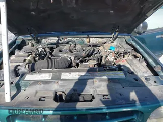 1999 Ford Explorer XLT с VIN 1FMZU32E4XZC06946, выставлен на аукционе IAAI как лот 40644003 с пробегом 302 458 миль миль и . История ставок и продаж доступна на DreamBid. Изображение 10.