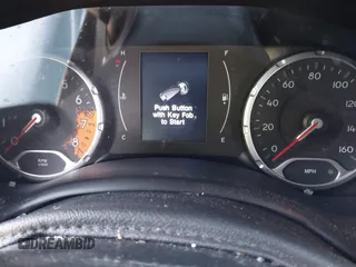 2018 Jeep Renegade Latitude with VIN ZACCJABB5JPH44042, listed as a IAAI auction lot 41308944 with 1 mi miles. Bid and sale history available at carsss.com. Image 7.