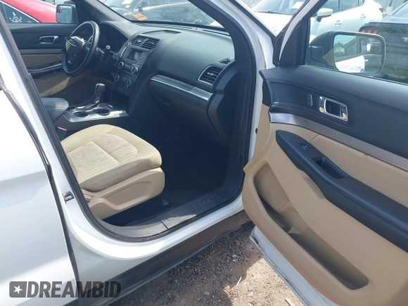 2017 Ford Explorer z VIN 1FM5K7B83HGD12002, wystawiony jako IAAI lot #42475905 z przebiegiem 186 741 mil mil oraz . Historia ofert i sprzedaży dostępna na DreamBid. Obrazek 5.