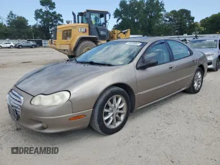 2002 Chrysler Concorde z VIN 2C3AD36M42H125977, wystawiony jako Copart lot #70420964 z przebiegiem 91 284 mil mil oraz Tytuł czysty. Historia ofert i sprzedaży dostępna na DreamBid. Obrazek 1.