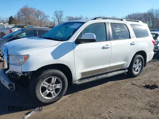 2013 Toyota Sequoia SR5 with VIN 5TDBW5G17DS086641, listed as a IAAI auction lot 41655162 with 210,828 mi miles. Bid and sale history available at carsss.com. Image 19.