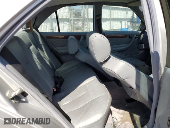 1998 Mercedes-Benz C 230/260/280/320 with VIN WDBHA23G6WA610121, listed as a Copart auction lot 68589184 with 134,147 mi miles and Salvage Title. Bid and sale history available at carsss.com. Image 10.
