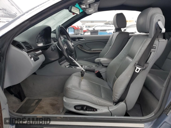 2003 BMW 3 Series 325Ci with VIN WBABS33453PG91055, listed as a Copart auction lot 44337445 with 177,804 mi miles and Clean Title. Bid and sale history available at carsss.com. Image 7.