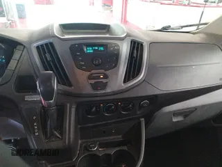 2016 Ford Transit Cargo с VIN 1FTYE1YM1GKB15531, выставлен на аукционе IAAI как лот 42786358 с пробегом 145 600 миль миль и . История ставок и продаж доступна на DreamBid. Изображение 35.
