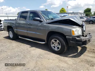 2007 Dodge Dakota SLT with VIN 1D7HW48KX7S256455, listed as a Copart auction lot 62001464 with 109,239 mi miles and Salvage Title. Bid and sale history available at carsss.com. Image 4.