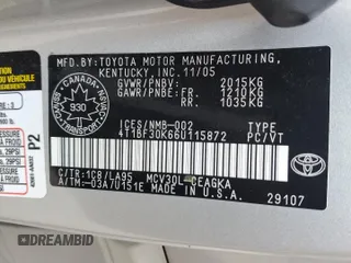 2006 Toyota Camry LE z VIN 4T1BF30K66U115872, wystawiony jako Copart lot #60526695 z przebiegiem 164 561 mil mil oraz Szkoda całkowita • Salvage title. Historia ofert i sprzedaży dostępna na DreamBid. Obrazek 12.