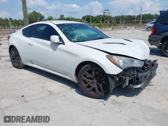 2013 Hyundai Genesis Coupe Premium z VIN KMHHT6KD2DU109390, wystawiony jako IAAI lot #42243520 z przebiegiem 290 277 mil mil oraz . Historia ofert i sprzedaży dostępna na DreamBid. Obrazek 1.