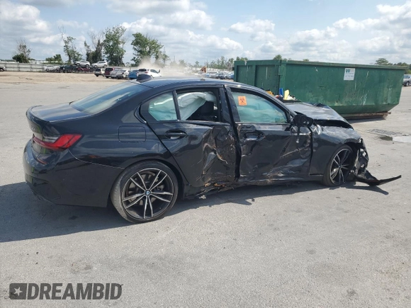 2022 BMW 3 Series 330i z VIN 3MW5R1J00N8C57198, wystawiony jako Copart lot #54891535 z przebiegiem Nie podano mil oraz Szkoda całkowita • Salvage title. Historia ofert i sprzedaży dostępna na DreamBid. Obrazek 3.