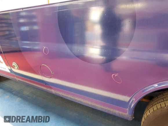2013 Chevrolet Express Cargo z VIN 1GCSGAFX2D1138833, wystawiony jako IAAI lot #42521021 z przebiegiem 103 313 mil mil oraz . Historia ofert i sprzedaży dostępna na DreamBid. Obrazek 7.