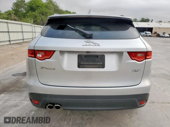 2017 Jaguar F-Pace 20d Premium with VIN SADCJ2BN8HA092712, listed as a Copart auction lot 57967765 with 90,257 mi miles and Clean title. Bid and sale history available at DreamBid. Image 6.