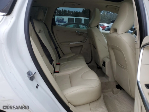 2016 Volvo XC60 T6 Drive-E with VIN YV449MDKXG2820656, listed as a Copart auction lot 40387464 with 75,152 mi miles. Bid and sale history available at carsss.com. Image 10.