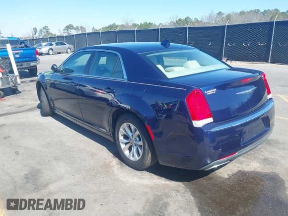 2015 Chrysler 300 Limited z VIN 2C3CCAAG7FH845569, wystawiony jako IAAI lot #41639729 z przebiegiem 196 672 mil mil oraz . Historia ofert i sprzedaży dostępna na DreamBid. Obrazek 3.