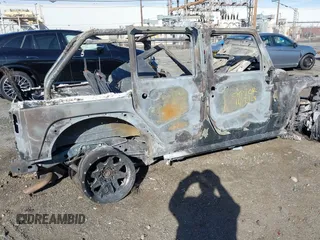 2008 Jeep Wrangler Unlimited Rubicon with VIN 1J8GA69188L591336, listed as a IAAI auction lot 40878648 with Not Provided miles and . Bid and sale history available at DreamBid. Image 4.