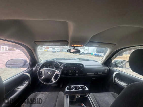 2009 Chevrolet Silverado 1500 LT with VIN 3GCEK23M89G172618, listed as a Copart auction lot 50212555 with 262,857 mi miles and Clean Title. Bid and sale history available at DreamBid. Image 9.