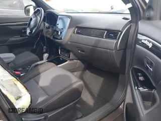 2018 Mitsubishi Outlander SE with VIN JA4AD3A38JZ030633, listed as a IAAI auction lot 41787274 with 70,696 mi miles and . Bid and sale history available at DreamBid. Image 5.