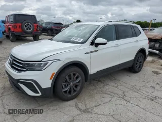 2022 Volkswagen Tiguan SE z VIN 3VV2B7AX4NM086765, wystawiony jako Copart lot #57540145 z przebiegiem 58 762 mil mil oraz Szkoda całkowita • Salvage title. Historia ofert i sprzedaży dostępna na DreamBid. Obrazek 1.