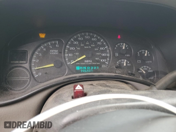 2000 Chevrolet Suburban with VIN 1GNFK16T1YJ150403, listed as a Copart auction lot 44657965 with 206,937 mi miles and Salvage Title. Bid and sale history available at carsss.com. Image 9.