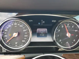 2019 Mercedes-Benz E 450 with VIN WDDZH6JB7KA507533, listed as a Copart auction lot 54134665 with 72,168 mi miles and Non Repairable. Bid and sale history available at DreamBid. Image 9.