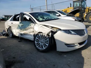 2015 Lincoln MKZ with VIN 3LN6L2J94FR610420, listed as a Copart auction lot 52308305 with 149,291 mi miles and Salvage title. Bid and sale history available at DreamBid. Image 4.