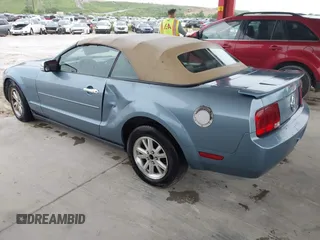 2007 Ford Mustang Deluxe with VIN 1ZVFT84N375260554, listed as a IAAI auction lot 42740799 with 162,939 mi miles and . Bid and sale history available at DreamBid. Image 3.