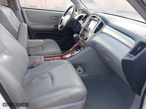 2007 Toyota Highlander w/3rd Row with VIN JTEEP21AX70209966, listed as a IAAI auction lot 41740667 with 113,262 mi miles. Bid and sale history available at carsss.com. Image 5.
