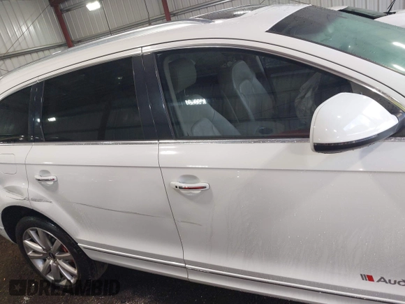 2014 Audi Q7 Premium Plus with VIN WA1LGAFE1ED000956, listed as a IAAI auction lot 42453908 with 81,896 mi miles and . Bid and sale history available at DreamBid. Image 13.