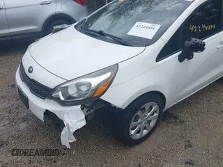 2017 Kia Rio LX z VIN KNADM4A35H6117584, wystawiony jako IAAI lot #42244051 z przebiegiem 123 378 mil mil oraz . Historia ofert i sprzedaży dostępna na DreamBid. Obrazek 19.