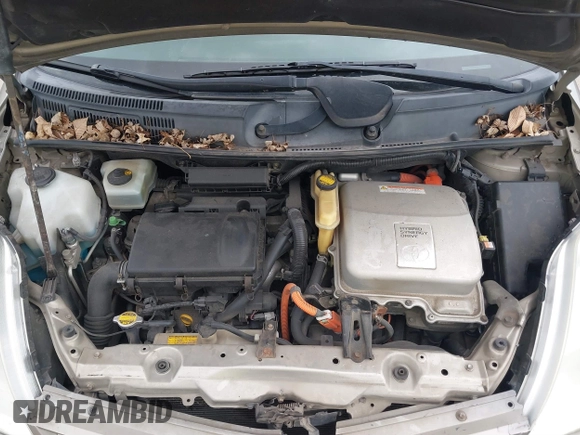 2004 Toyota Prius with VIN JTDKB22UX40033849, listed as a IAAI auction lot 41670061 with 299,999 mi miles and . Bid and sale history available at DreamBid. Image 10.
