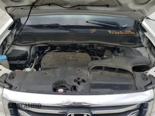 2015 Honda Pilot SE z VIN 5FNYF4H30FB008035, wystawiony jako Copart lot #55218285 z przebiegiem 174 756 mil mil oraz Szkoda całkowita • Salvage title. Historia ofert i sprzedaży dostępna na DreamBid. Obrazek 12.