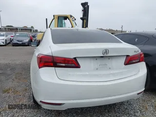 2017 Acura TLX z VIN 19UUB1F35HA010632, wystawiony jako IAAI lot #42433172 z przebiegiem 127 864 mil mil oraz . Historia ofert i sprzedaży dostępna na DreamBid. Obrazek 17.