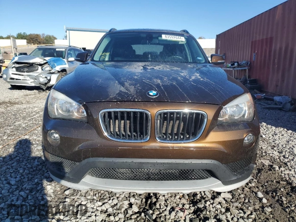 2015 BMW X1 sDrive28i with VIN WBAVM1C54FV316825, listed as a Copart auction lot 83592644 with 76,823 mi miles and Salvage Title. Bid and sale history available at carsss.com. Image 5.