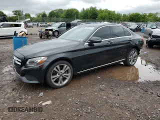 2018 Mercedes-Benz C 300 z VIN 55SWF4KB0JU280437, wystawiony jako Copart lot #58002345 z przebiegiem 54 000 mil mil oraz Szkoda całkowita • Salvage title. Historia ofert i sprzedaży dostępna na DreamBid. Obrazek 1.