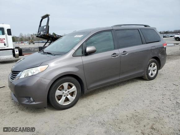 2013 Toyota Sienna LE AAS with VIN 5TDKK3DC9DS319862, listed as a Copart auction lot 48043515 with 165,625 mi miles and Salvage Title. Bid and sale history available at carsss.com. Image 1.