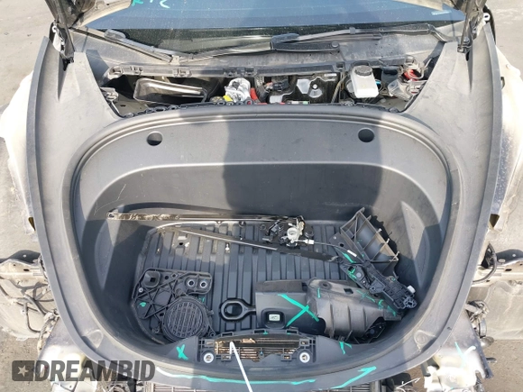 2023 Tesla Model 3 Performance z VIN 5YJ3E1EC3PF716085, wystawiony jako IAAI lot #41911684 z przebiegiem 45 184 mil mil oraz . Historia ofert i sprzedaży dostępna na DreamBid. Obrazek 10.
