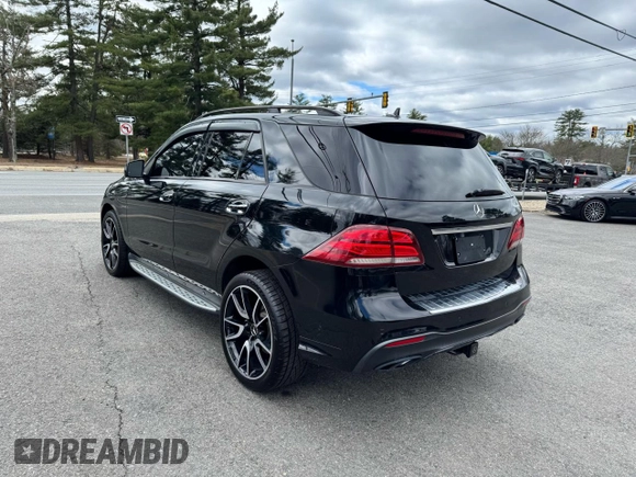 2016 Mercedes-Benz GLE 400 with VIN 4JGDA5GB0GA635707, listed as a Copart auction lot 53712895 with 105,118 mi miles and Clean title. Bid and sale history available at DreamBid. Image 4.