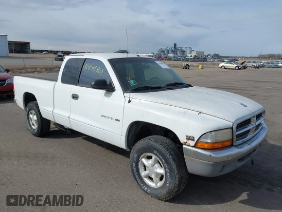 1998 Dodge Dakota SLT with VIN 1B7GG22X8WS677553, listed as a IAAI auction lot 41854961 with 167,917 mi miles and . Bid and sale history available at carsss.com. Image 1.