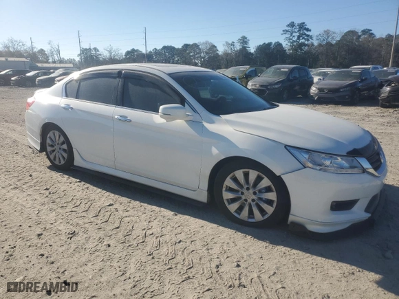 2014 Honda Accord Sedan EX-L with VIN 1HGCR3F8XEA029719, listed as a Copart auction lot 86328254 with 126,579 mi miles and Salvage Title. Bid and sale history available at carsss.com. Image 4.